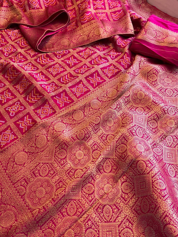 Pure Munga Silk Saree with Meena Banarasi Weaving