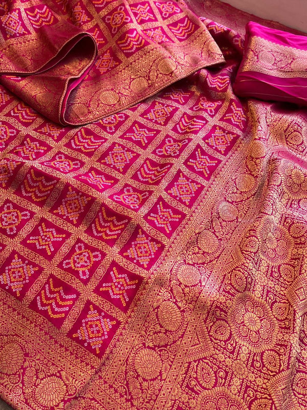 Pure Munga Silk Saree with Meena Banarasi Weaving