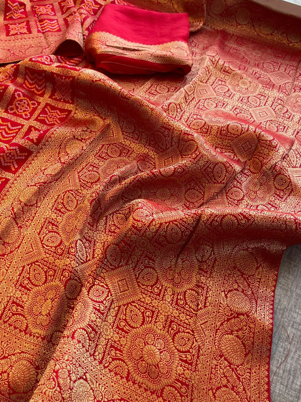 Pure Munga Silk Saree with Meena Banarasi Weaving