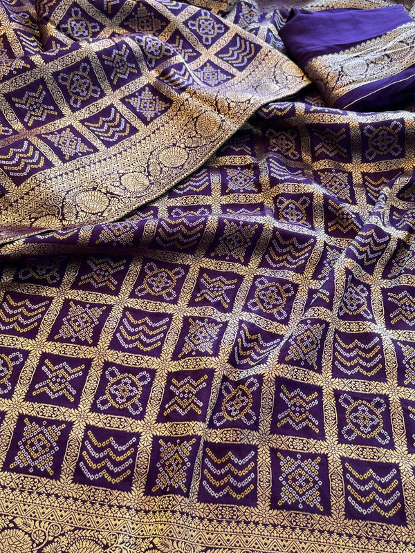 Pure Munga Silk Saree with Meena Banarasi Weaving