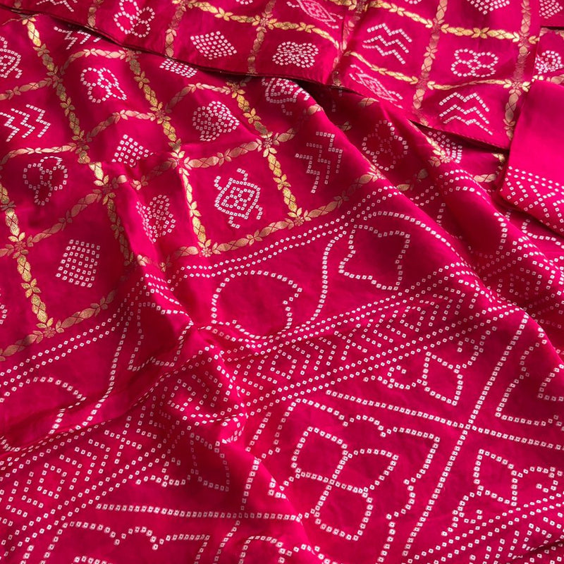 Pure Crepe Silk Saree with Bandhani Banarasi Weaving