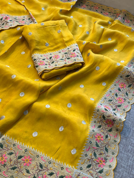 Pure Munga Silk Saree with Multi-Thread Embroidery & Zari Work