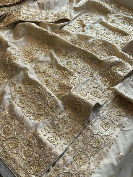 Munga Banarasi Silk Saree with Pearl & Zardozi Embroidery