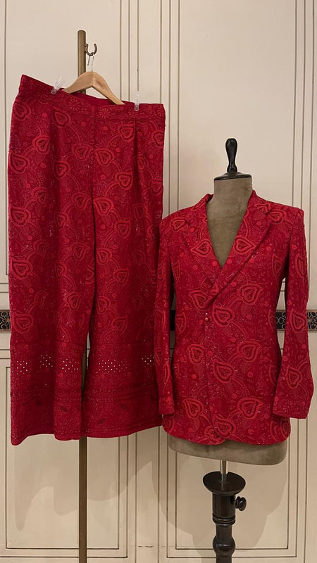Surrkkh Laal Ek-Taar Blazer Set – Premium Wedding Wear