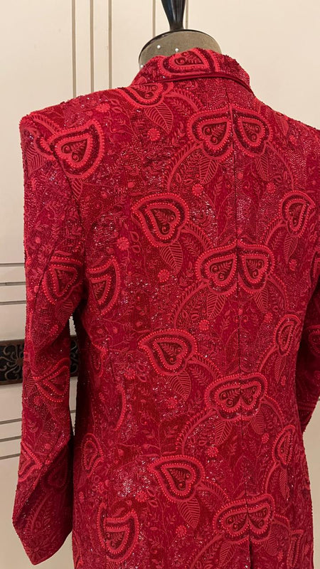 Surrkkh Laal Ek-Taar Blazer Set – Premium Wedding Wear