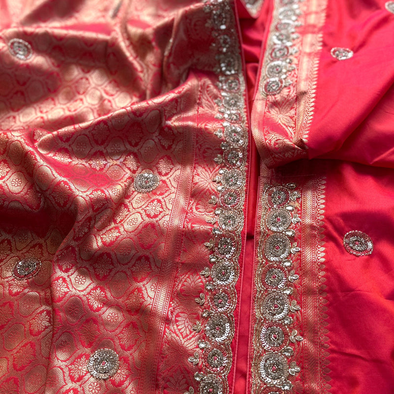Soft Munga Silk Saree with Kutdana & Zarkan Embellishment