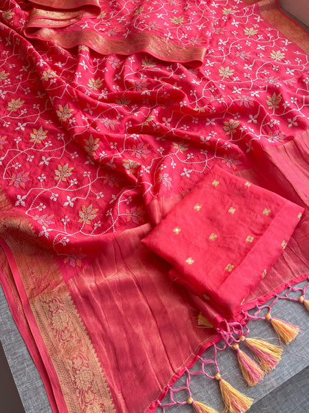 Pure Munga Silk Banarasi Saree with Multi-Thread Embroidery & Blouse