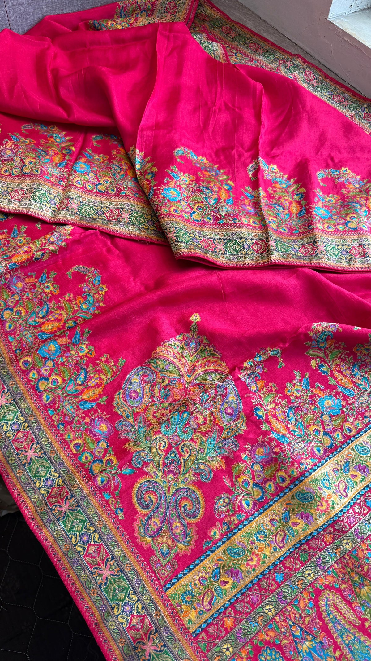Pure Munga Silk Banarasi Saree with Traditional Meena Weaving